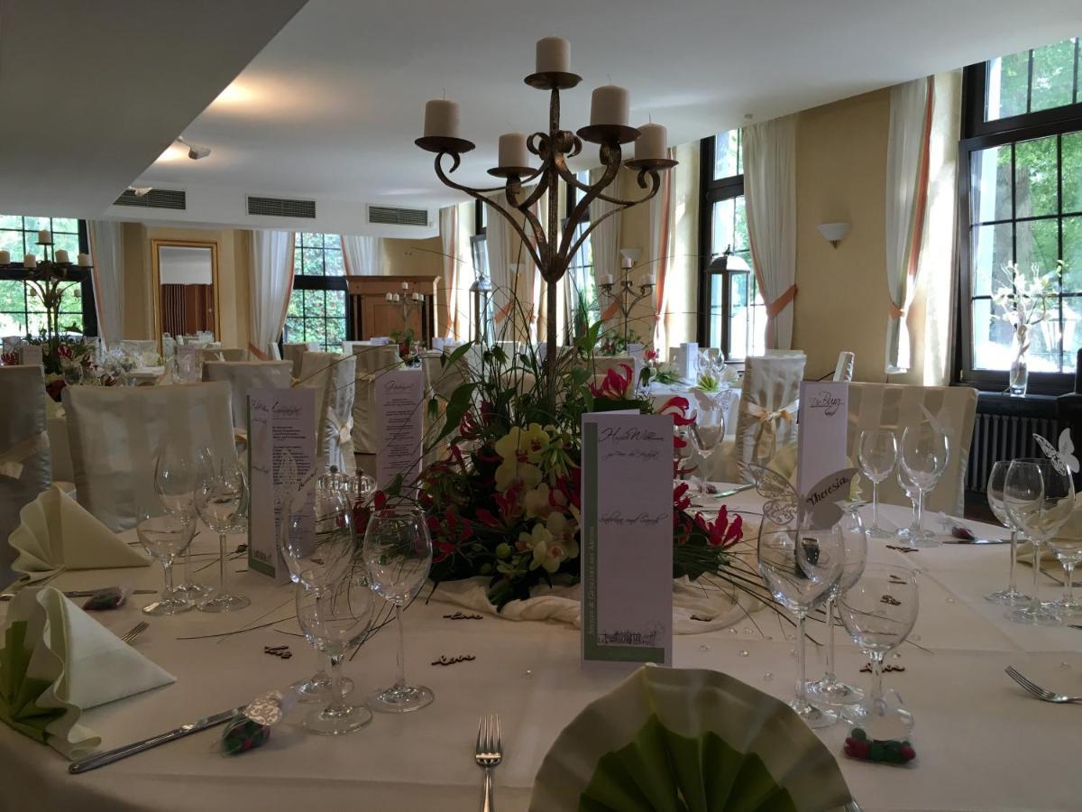 Burg Wegberg Hotel & Eventlocation Экстерьер фото